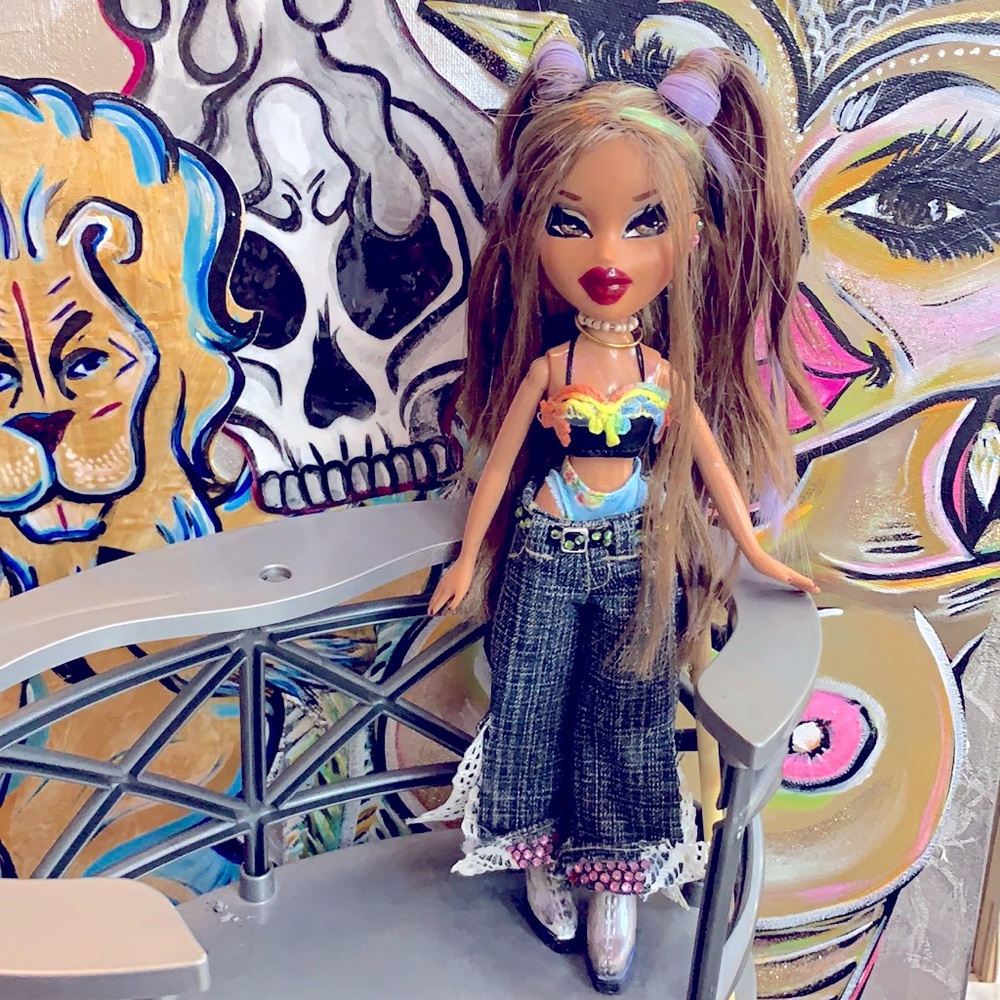 SOLD - Shrek Bratz Ooak